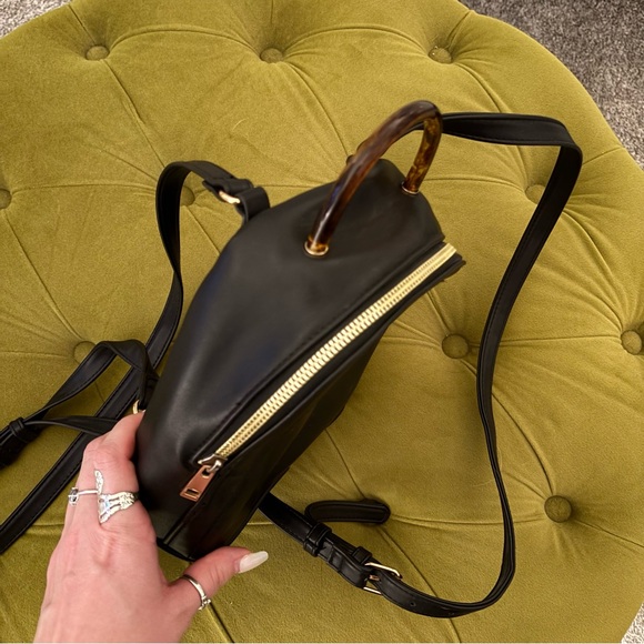 🖤Black Mini Backpack - Picture 2 of 8